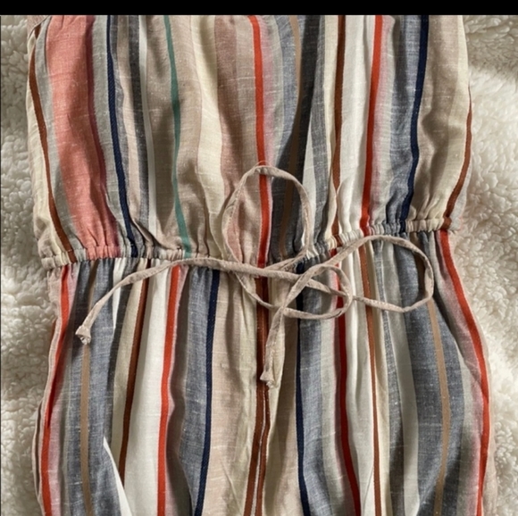 Urban Outfitters. Striped Jumpsuit. Size Small - Picture 5 of 8